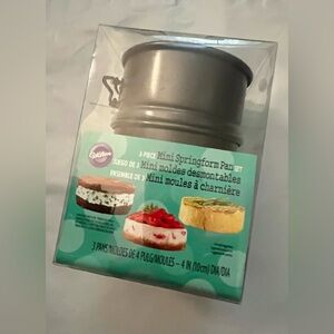 Wilton mini springform cake pan set NEW